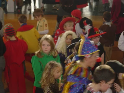 Schulstürmung schmutzige Dunnschdig