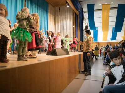 kinderfest105.jpg